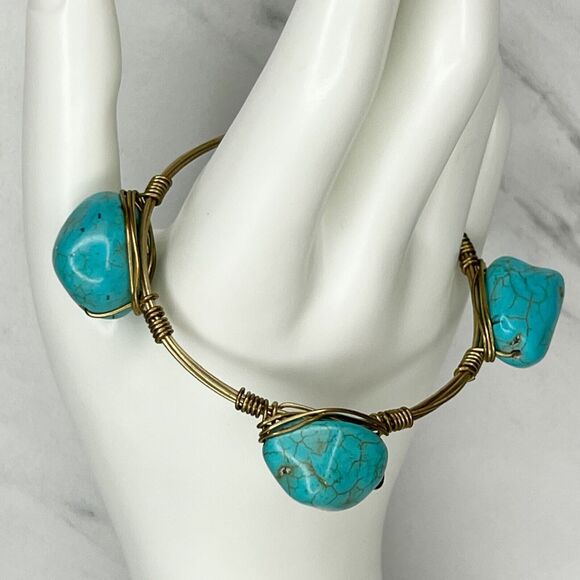 Gold Tone Faux Turquoise Beaded Small Wire Bangle Bracelet - Picture 1 of 8